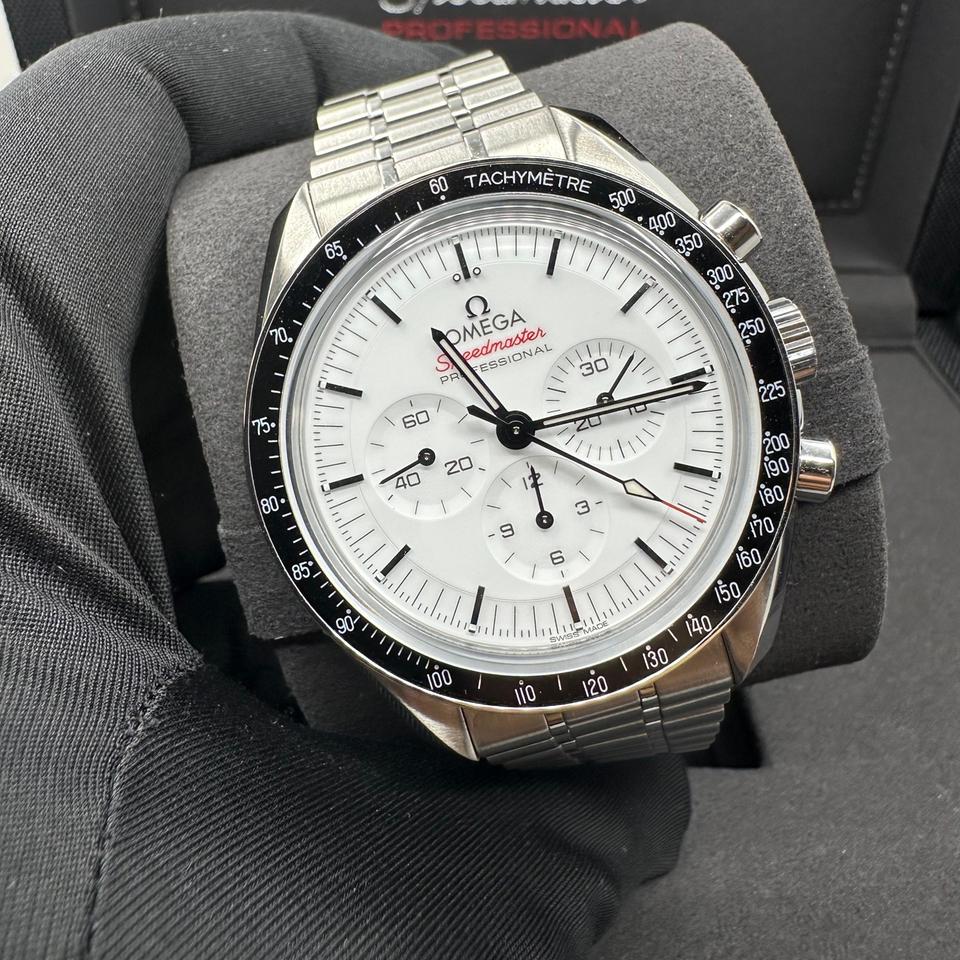 Omega Speedmaster Professional Moonwatch White Dial 310.30.42.50.04.001