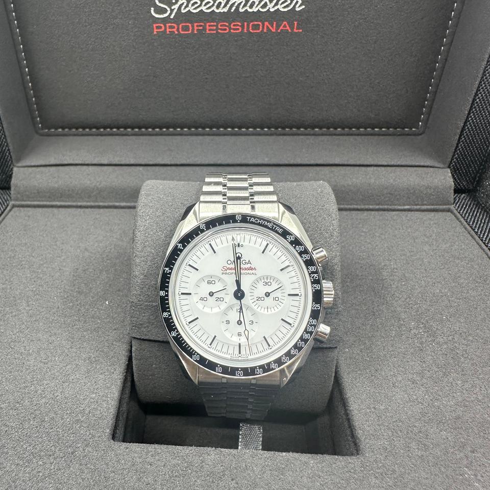 Omega Speedmaster Professional Moonwatch White Dial 310.30.42.50.04.001