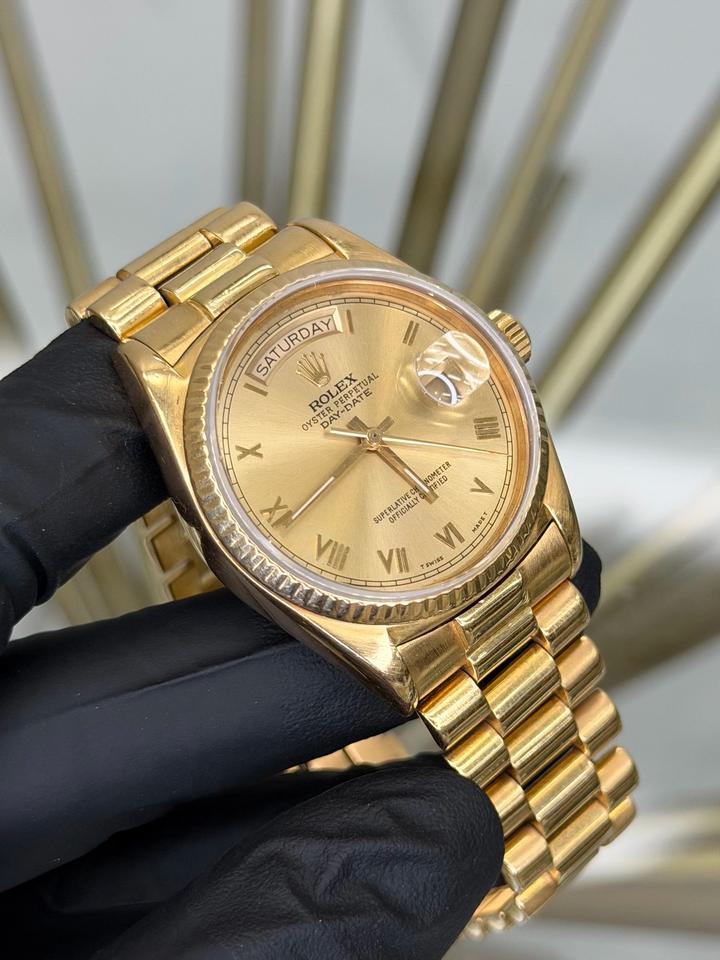 Rolex Day-Date 36 18038 Champagne Roman Dial President