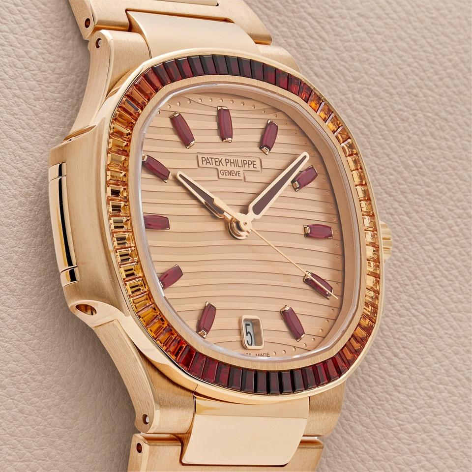 Patek Philippe Nautilus Ladies 7118/1300R-001 36mm Cognac Dial Rose Gold