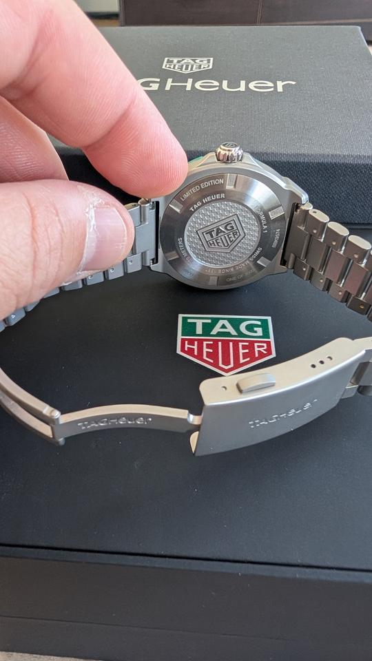TAG Heuer Formula 1 Solargraph WBY1113.BA0042 Green Bezel Limited Edition