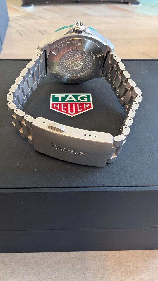 TAG Heuer Formula 1 Solargraph WBY1113.BA0042 Green Bezel Limited Edition