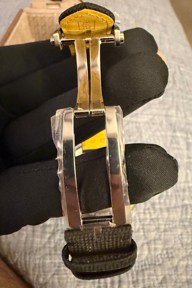 Breitling Avenger Automatic GMT 44