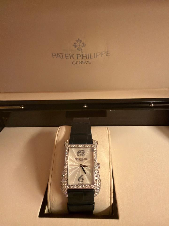 Patek Philippe Gondolo 4972G-001 White Gold Mother of Pearl 2016